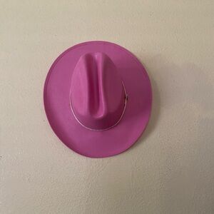 Young girl cowboy hat